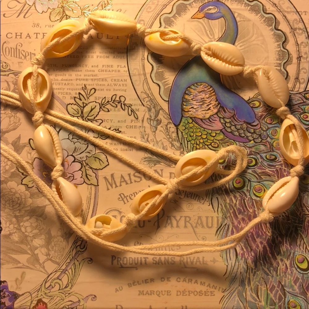 Really cute shell  necklace